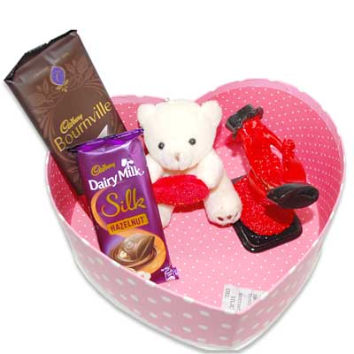 "Choco Basket - codeVCB17 - Click here to View more details about this Product